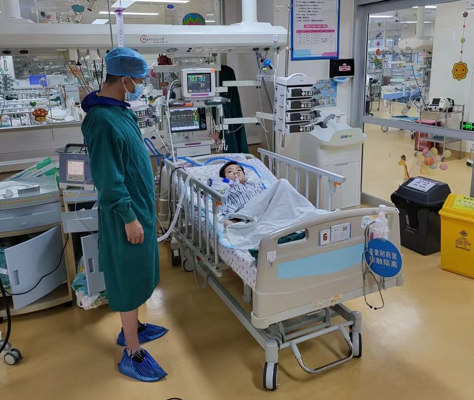 东明县跨省救护车出租公司