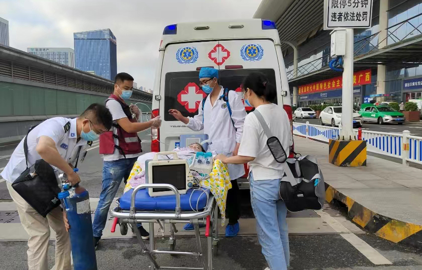 东明县救护车出租公司